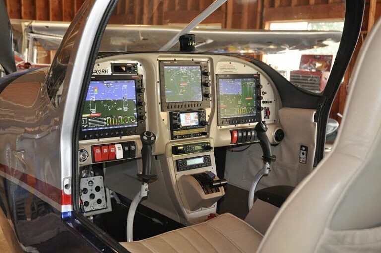 VAF Forums Discussion: Upgrading RV-10 Panel with AF-5600 & AF-5500